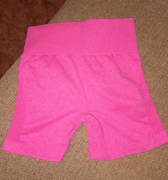 Pantaloni scurti S/36