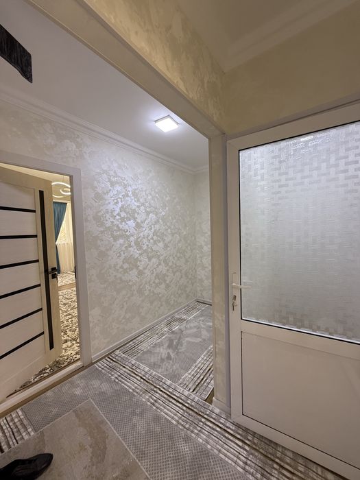 Vokzalda 2 xona skvaznoy kvartira sotiladi 3 etaj urtada