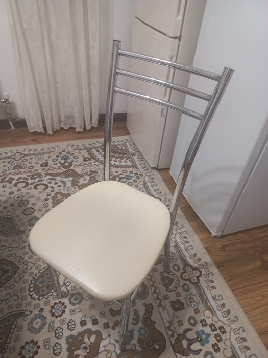 Комплект стульев из 6 штук