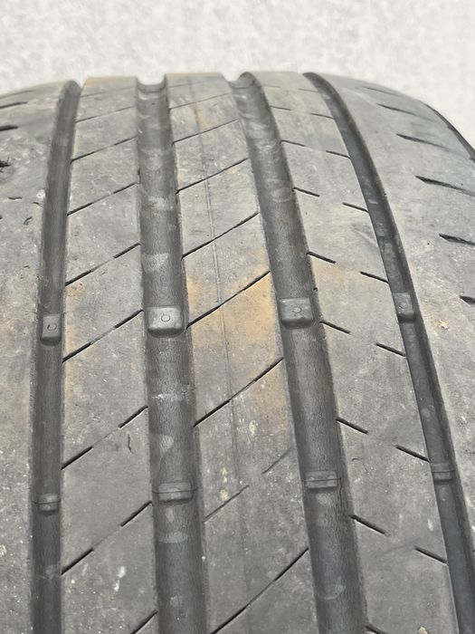 Anvelope 245/45/18
