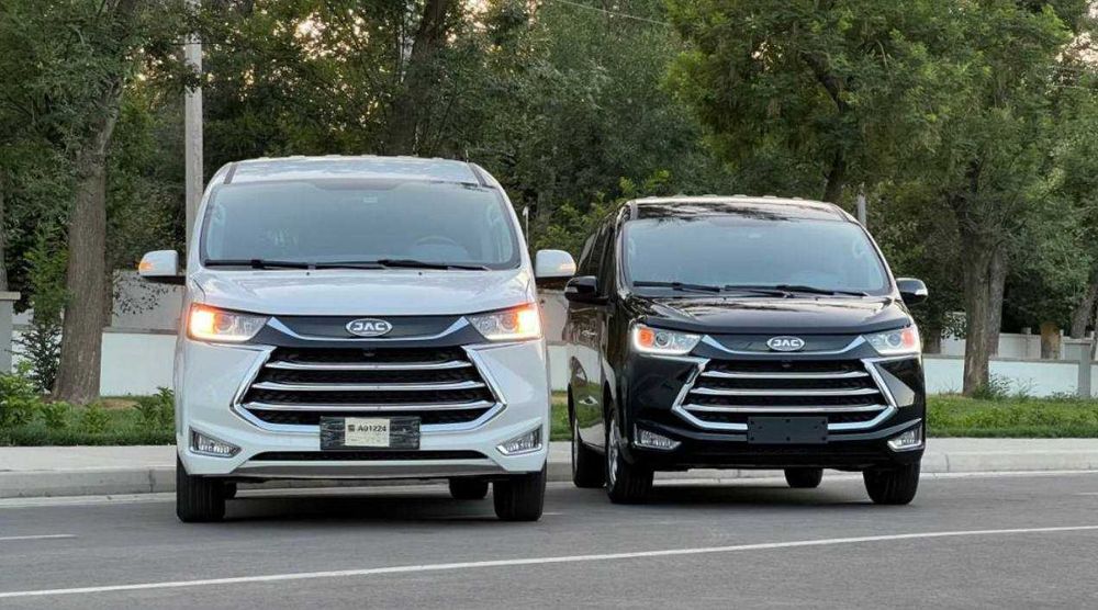 JAC M4  9-11 o'rindiqlik miniven avtomabilar sotuvda