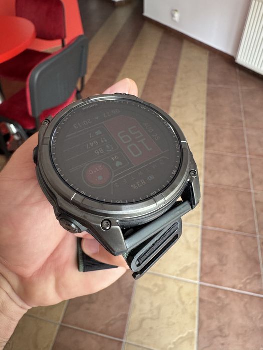 Garmin fenix 8 MIP safir titan 51 mm