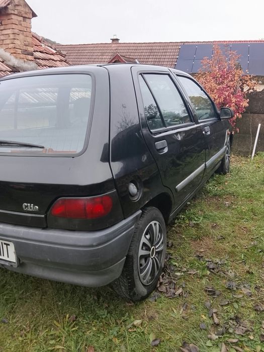Renault Clio 1995 benzină, 431 € — imagine 4