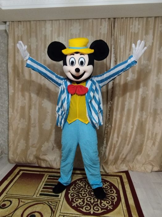 Продам костюмы.  Аниматоров. Новые.