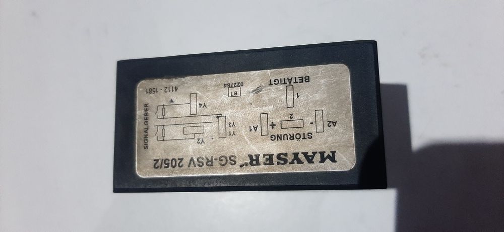 Releu/ unitate de comanda usi autobuz Bova marca Mayser SG-RSV 205/2