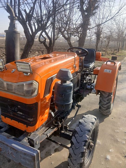 Choʻmgan 284 traktör