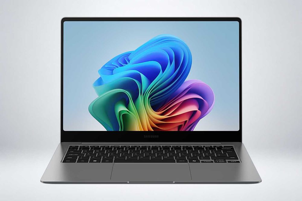 Samsung Galaxy Book 5 Pro/ Core Ultra 7/ 32GB DDR5/ 1TB / AMOLED 120Hz