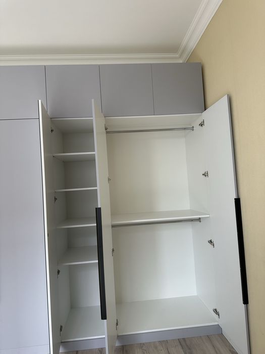 Продается шкаф 5-ти дверный