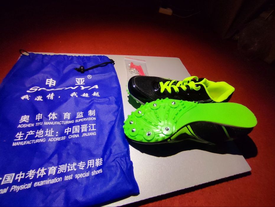 Шиповки Shenya почти новые