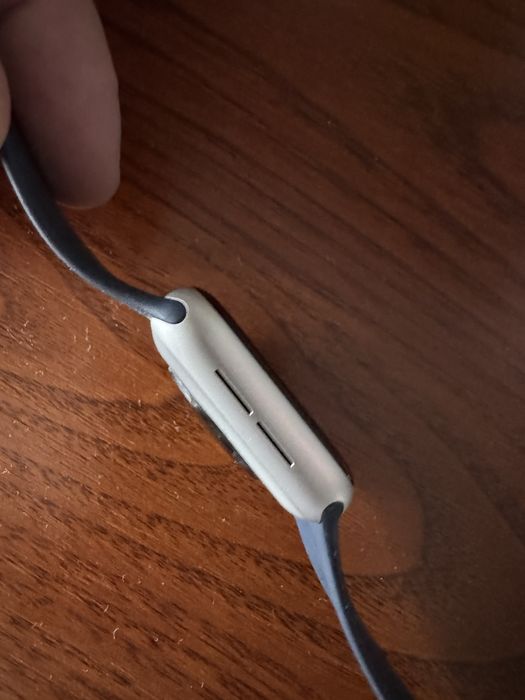 Продам часы iWatch SE 40mm