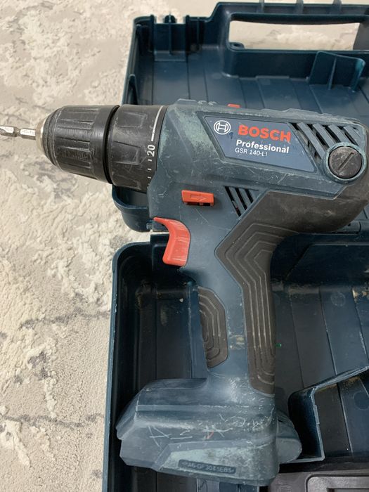 Bosch шуруповерт