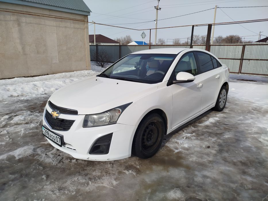 Шевроле Круз продам