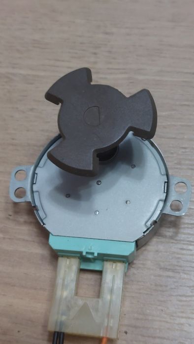 Diverse piese pentru cuptor cu microunde samsung MW73E-WB