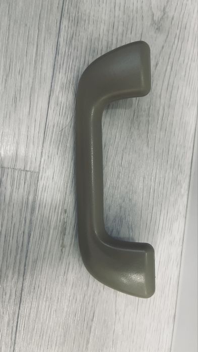 Прадо багажник ручка