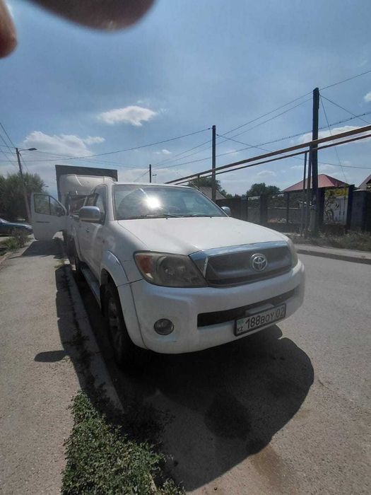 Продам Toyota Hilux
