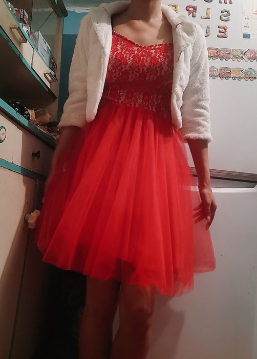 Rochie roșie/galbenă ocazie+blăniță,gene,ruj