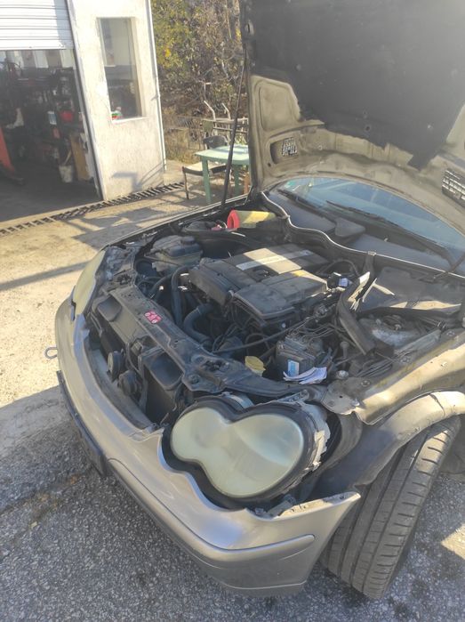 Мерцедес с200 компресор 143кс на части