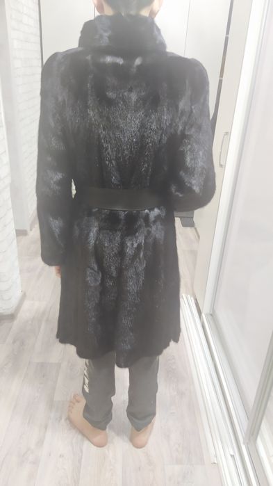 Продам норковую шубу