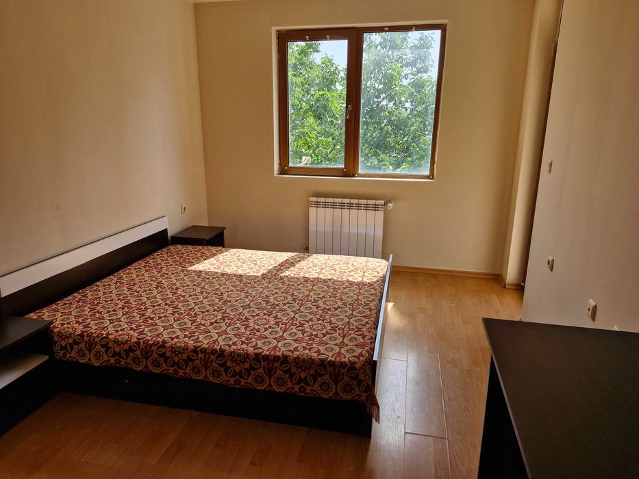 Продава се Четиристаен апартамент в Плевен, Дружба 2 - 131 кв.м за 993 €/кв.м - Снимка #11