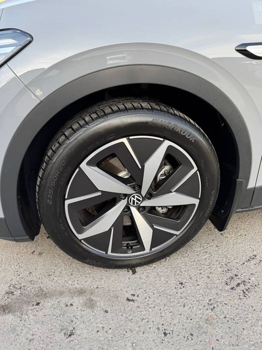 Volkswagen id 4 pure+