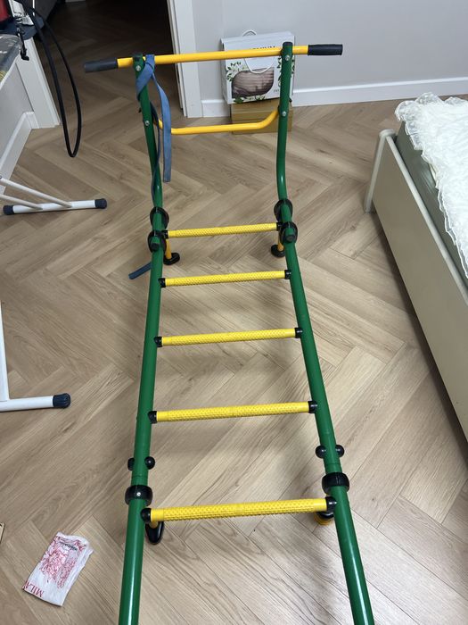 Турник для тренеровок дома