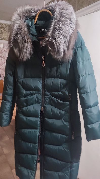 Срочно продам пуховики