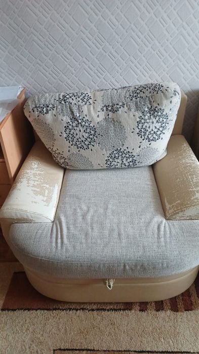 Продам диван и кресло