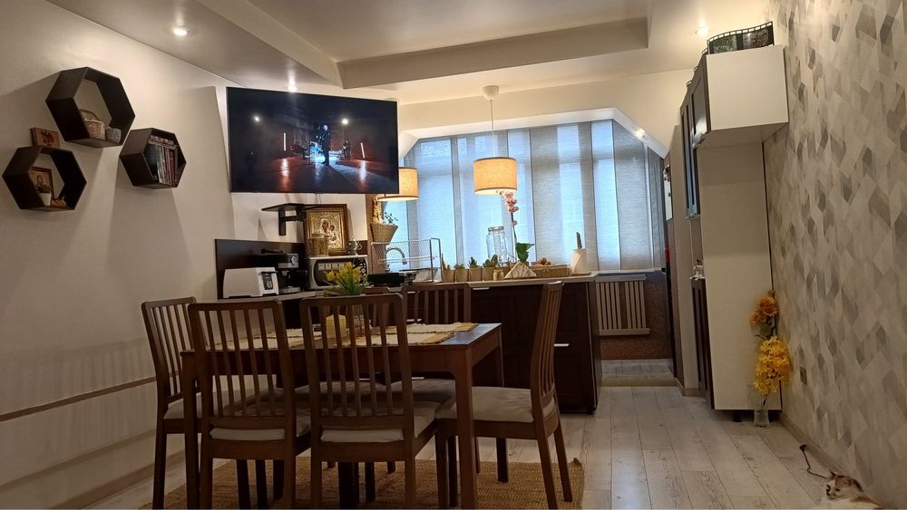 Vand apartament in Valenii de Munte