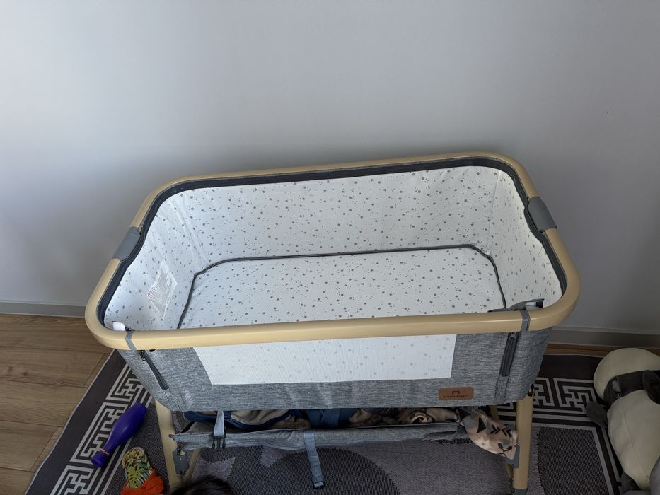 Продам детскую кроватку