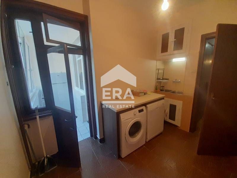 Дава се под наем Двустаен апартамент в София, Център - 80 кв.м за 510 € - Снимка #5