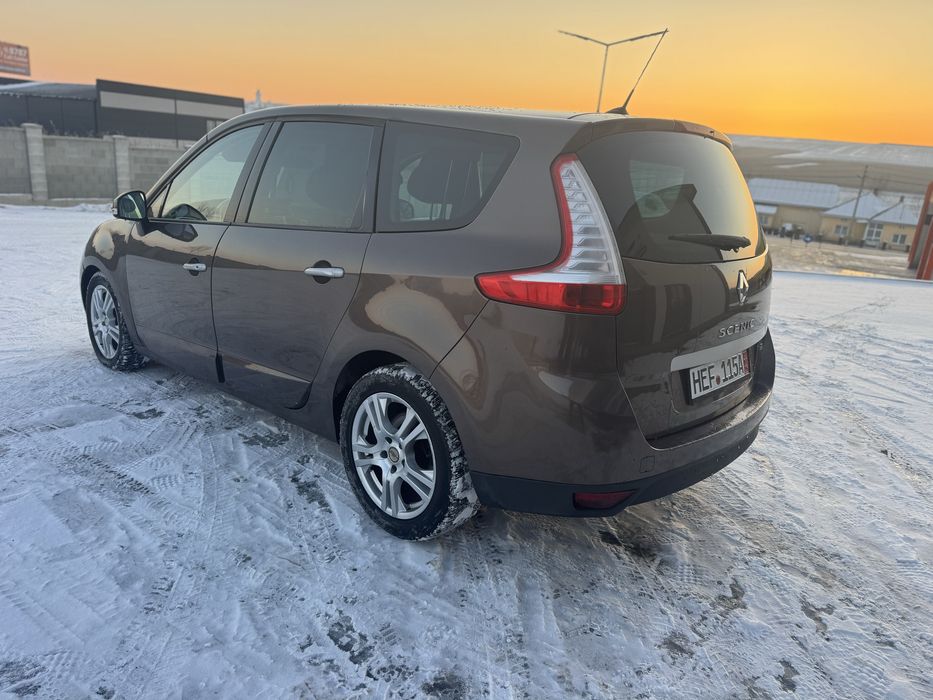 RENAULT GRAND SCENIC 2010 - 2.0 diesel Distributie pe lant