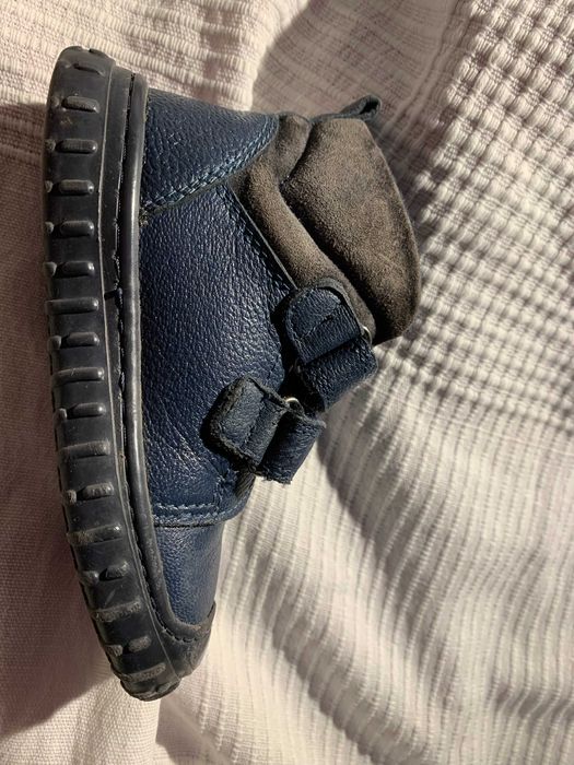 зимни обувки  за момче 23 номер естествена кожа