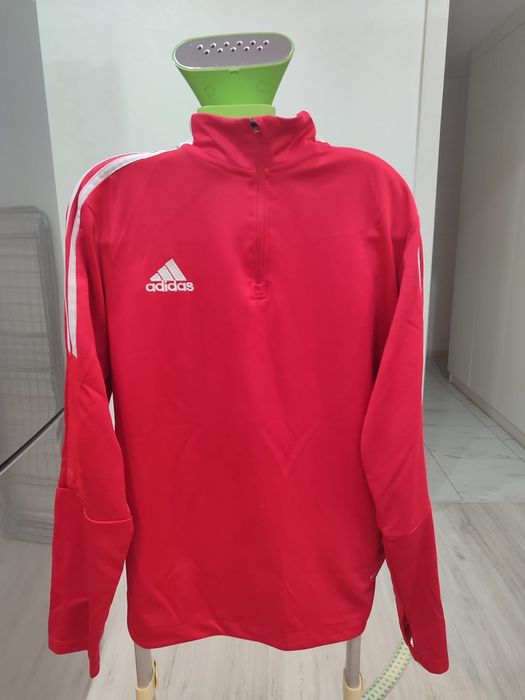 Отличная джинсовка