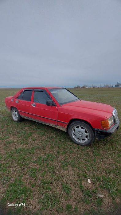 Мерседес 190 2л.