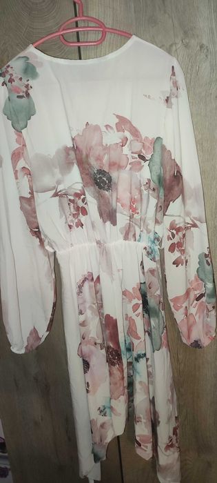 Ефирна дамска рокля