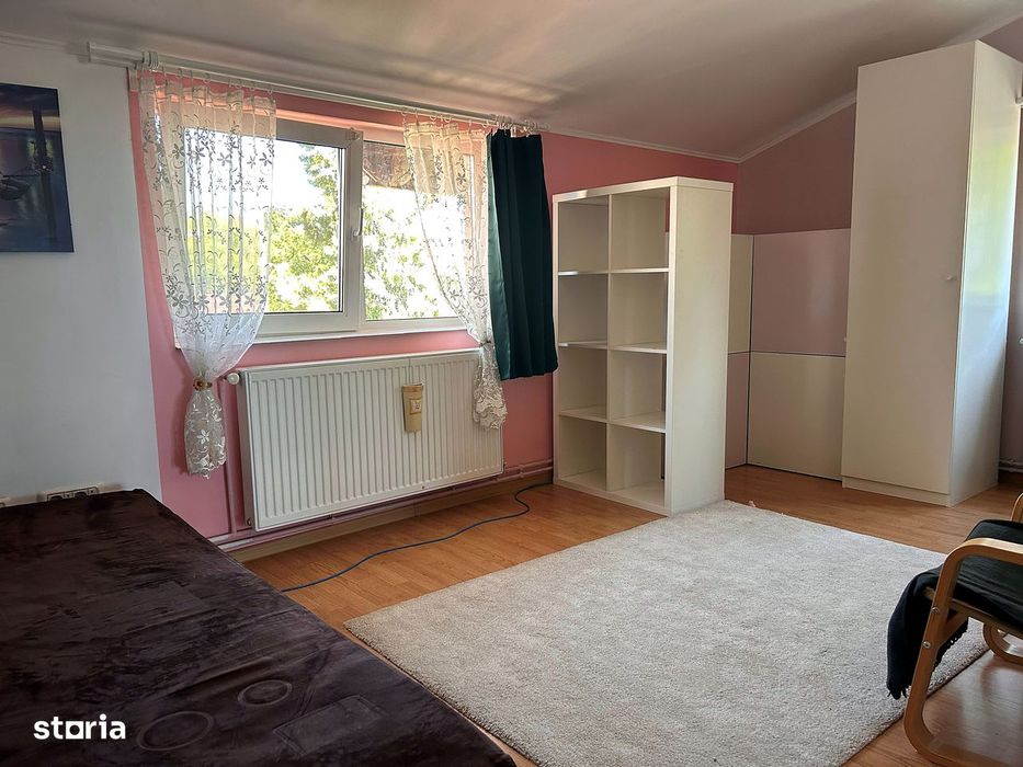 Proprietar: casă 7 camere, 2008 — Ploiești AFI