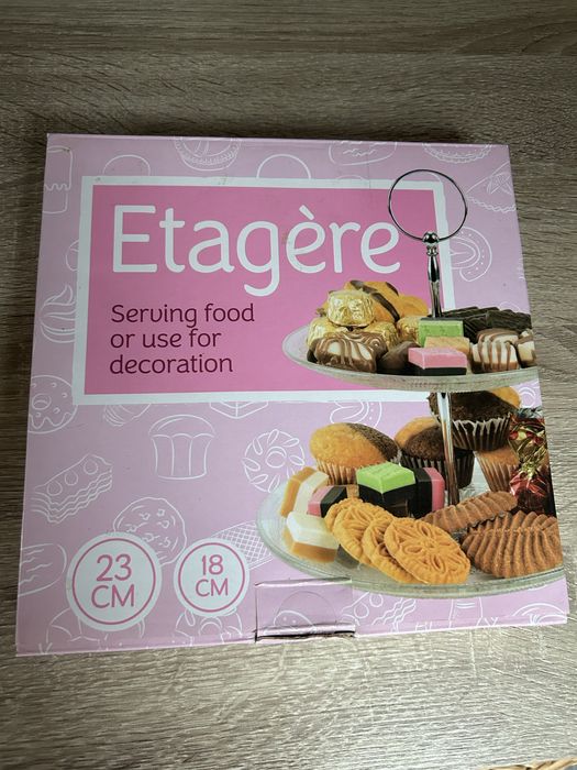 Platouri etajate desert