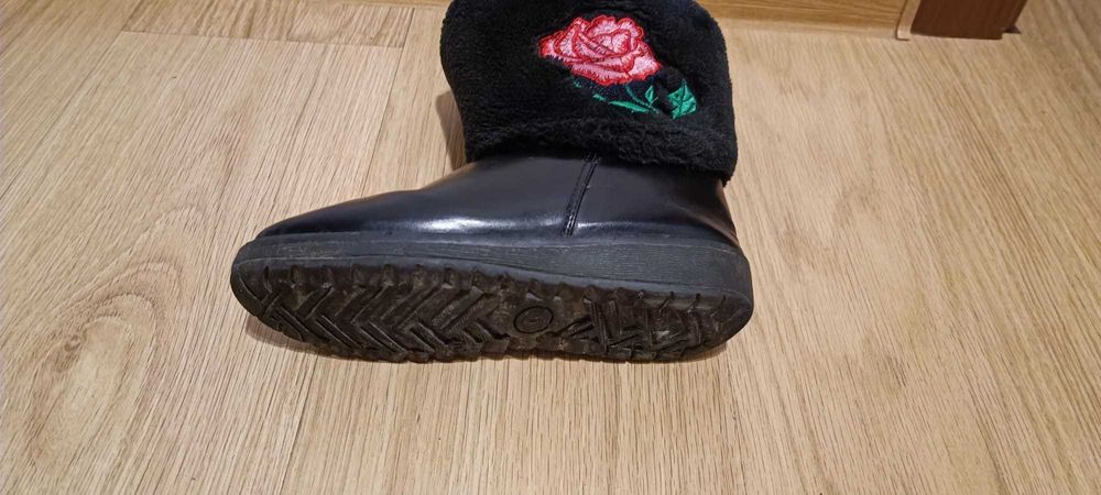 De vanzare Cizme fete nr. 34