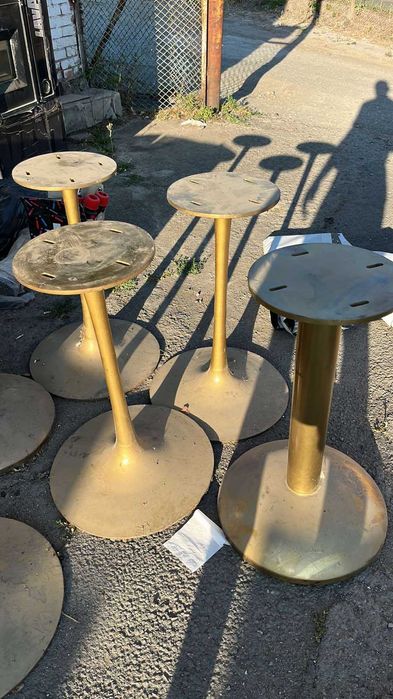 Стойки за маси на ниски цени