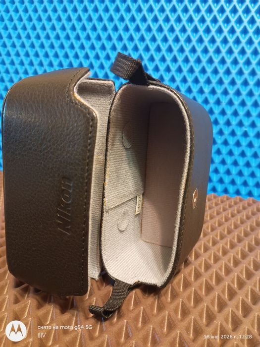 Продам жёсткий чехол для Nikon P7000.