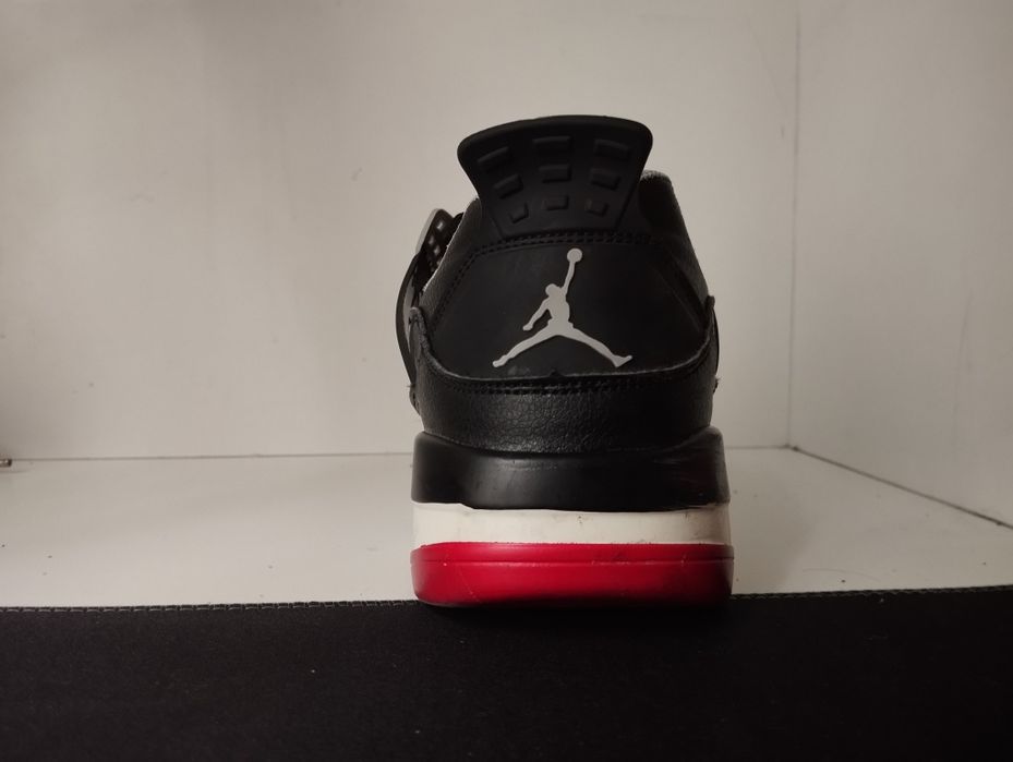 Nike Air Jordan 4