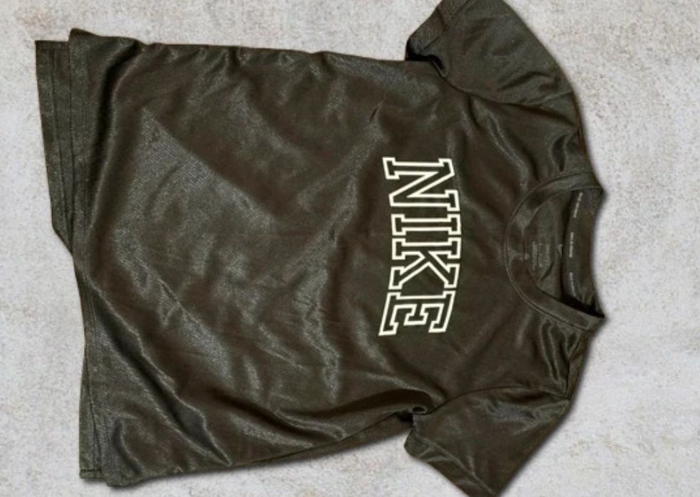 Set pantaloni scurți și tricou Nike negri, unisex, mărime S