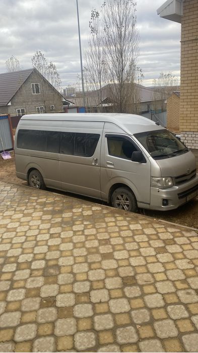 Продам автомобиль Тойота Хайс