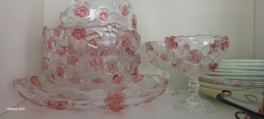 Набор  посуды  б/у