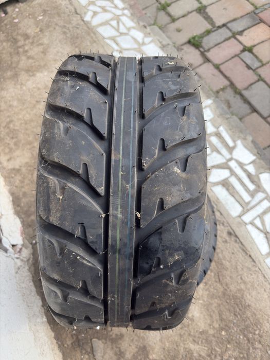 Vând anvelope atv Kenda 22 x10-10 / 21x7-10