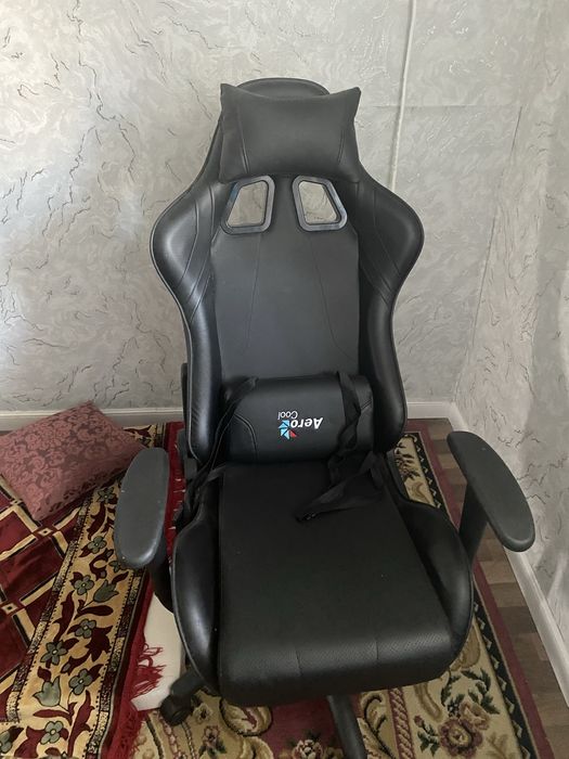 Продам компьютерное кресло