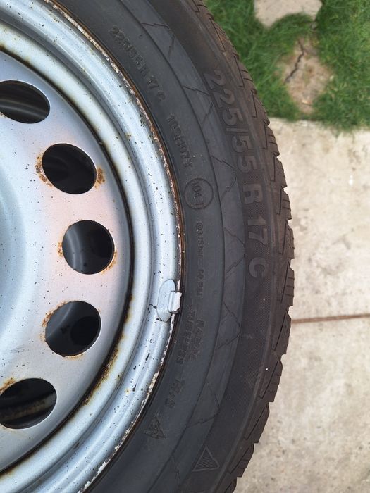 225/55R17 C  Continental iarnă