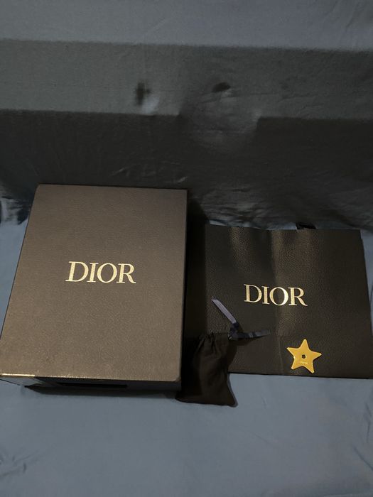 vand adidasi dior b23