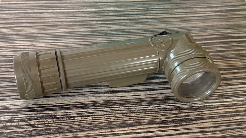 Lanterna militara de semnalizare USA Fulton US MX-991/U verde