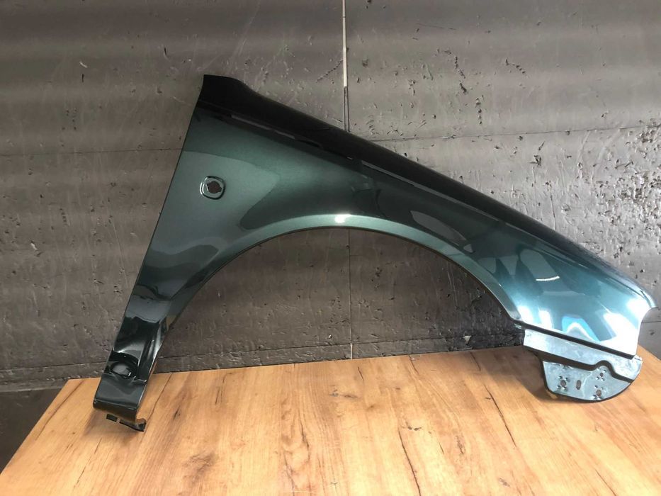 Aripa Fata Dreapta Skoda Octavia 1 I An 1999-2007 (i9572 (Verde))